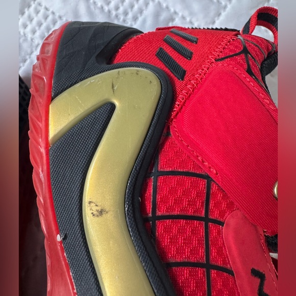 Adidas Spider-Man Kids Shoes Sneakers Footwear Red Gold Youth Size 5 - Picture 10 of 12